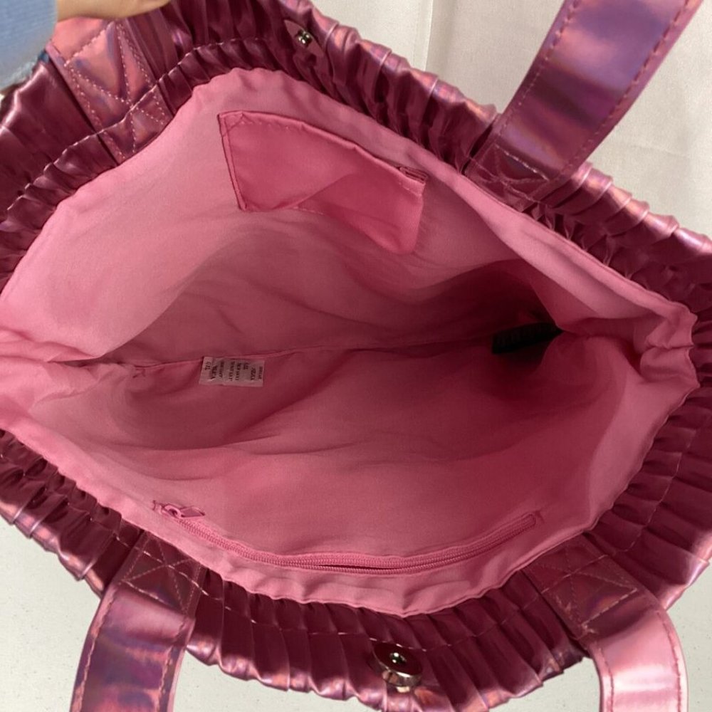 Urban Outfitters Metallic Holographic Pink Large Tote Bag Vegan One Size - Picture 8 of 8